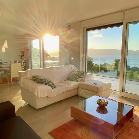 Holiday home The Cliffs - Celtigos Blue Marine Porto de Espasante